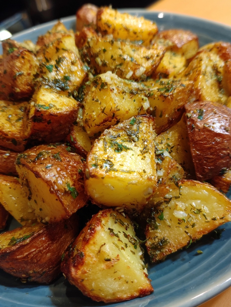 Garlic Herb Roasted Potatoes (2)