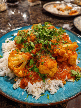 Cauliflower Tikka Masala: Discover a Creamy Plant-Based Curry!