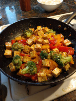 Sweet Chili Tofu Stir-Fry: Ultimate Asian Dinner Delight